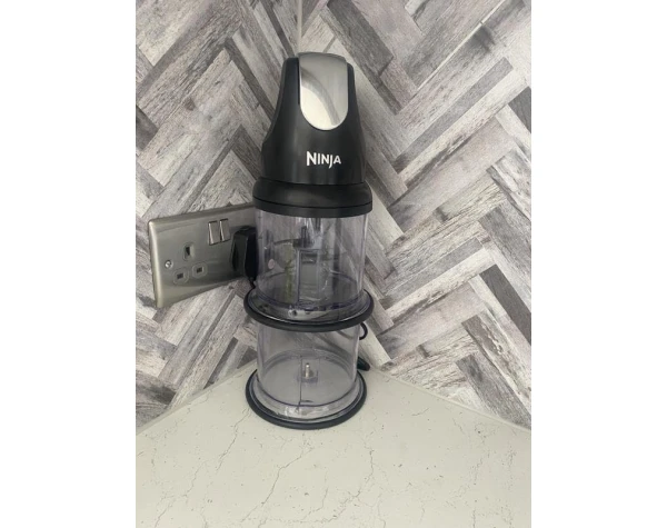 Ninja Food Chopper Express Chop with 200-Watt, 16-Ounce Bowl for Mincing, Chopping, Grinding, Blending and Meal Everything Else - Image 4